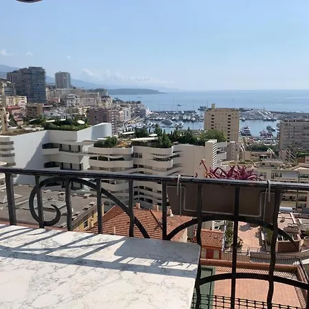 Plein Coeur De Monaco, A 300 Metres A Pied Du Port De Monaco, 4 Pieces Dans Des Escaliers Vue Exceptionnelle Apartment