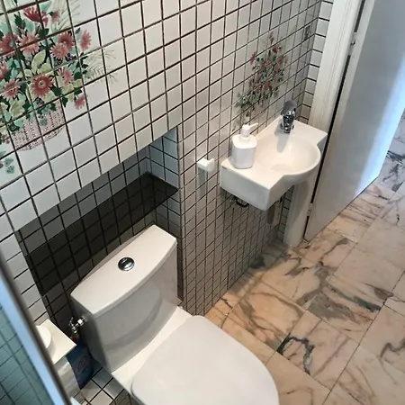 Port View Apartment