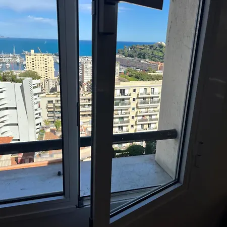 Port View Apartment *