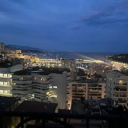 Plein Coeur De Monaco, A 300 Metres A Pied Du Port De Monaco, 4 Pieces Dans Des Escaliers Vue Exceptionnelle Apartmán *